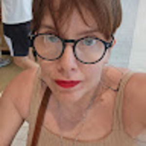 Meet your Posher, Becky